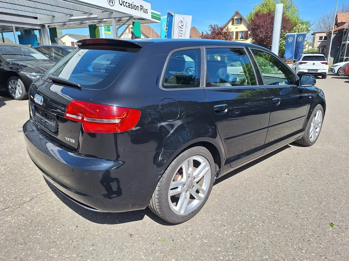 AUDI A3 2.0TFSI 5T — zdjęcie 5