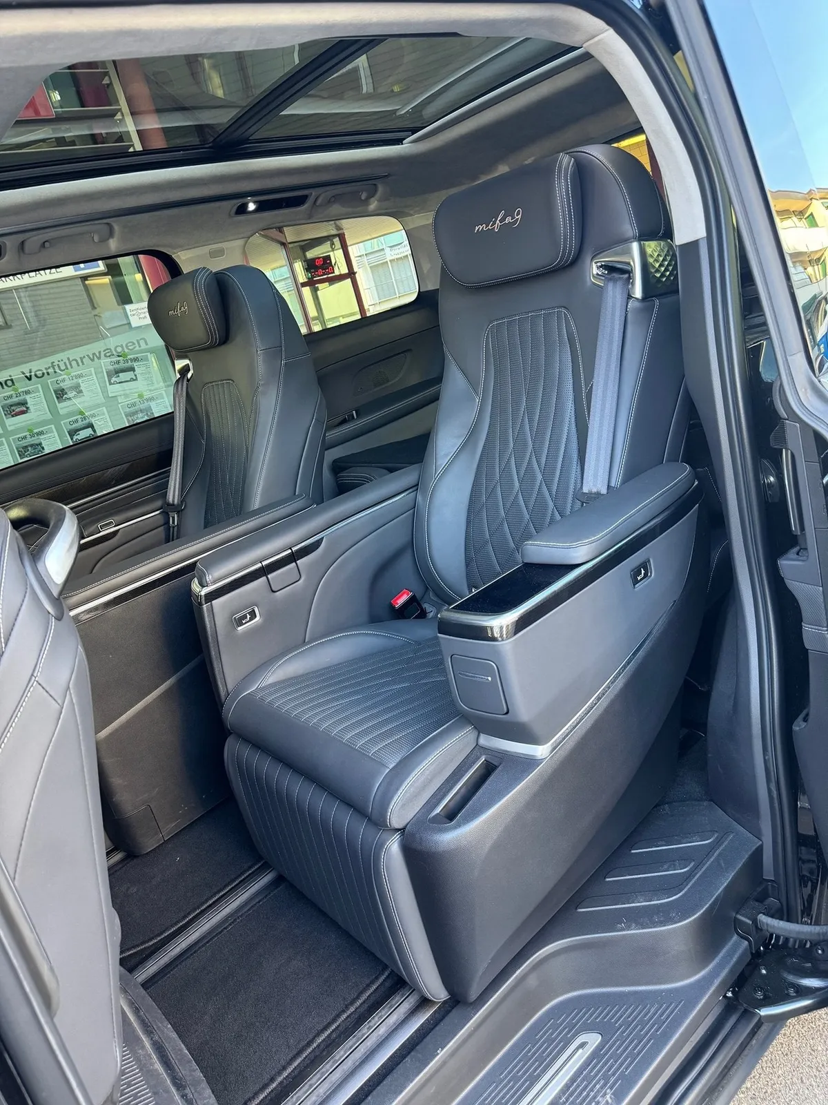 MAXUS MIFA 9 Premium 7Plätzer NP 79‘900 — zdjęcie 9