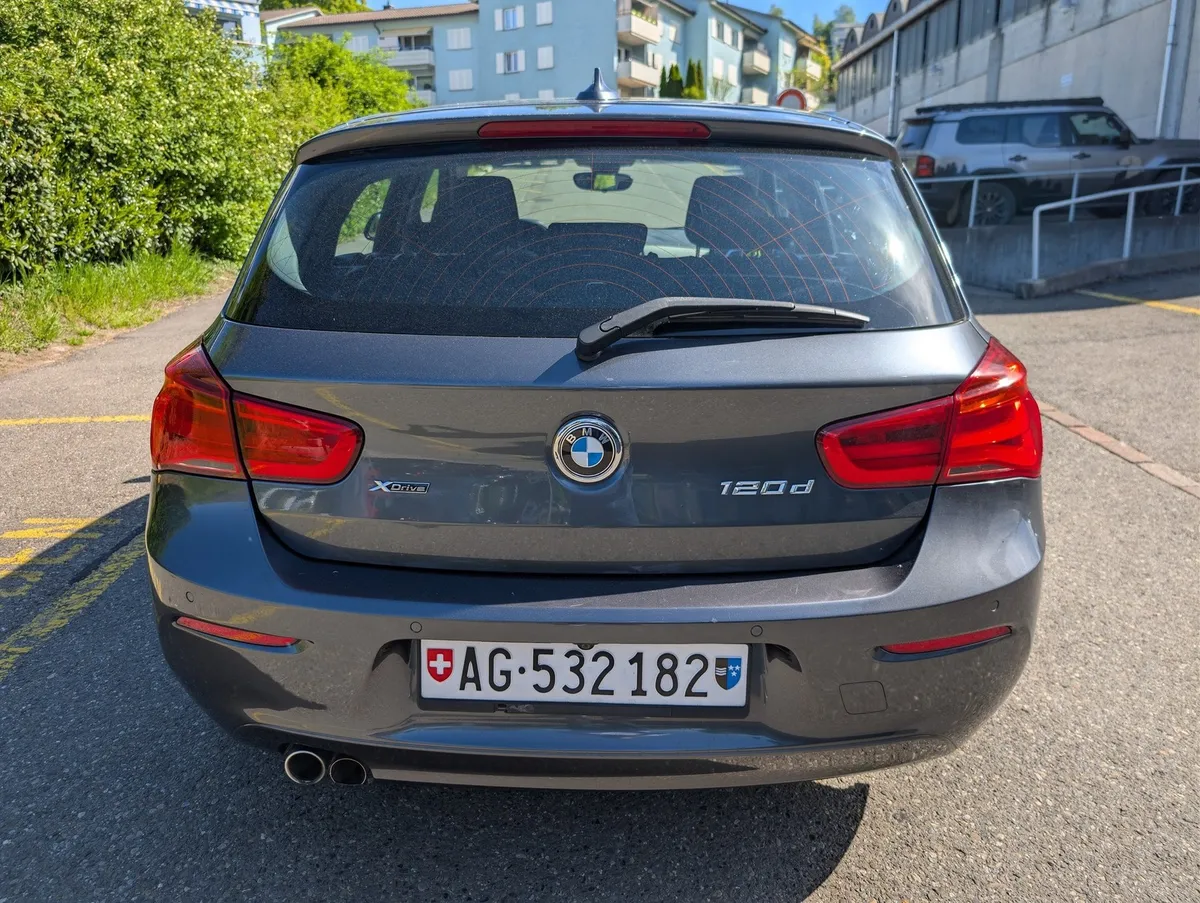 BMW 120d xDrive — zdjęcie 4