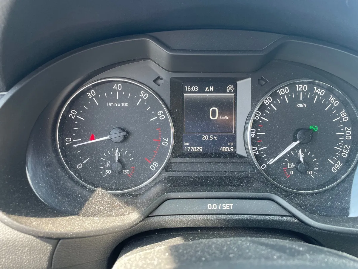 SKODA Octavia 1.8 C 4x4 — zdjęcie 8