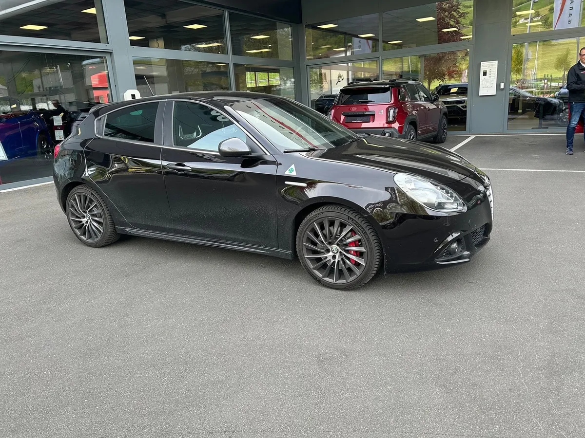 ALFA ROMEO Giulietta 1750 — zdjęcie 5