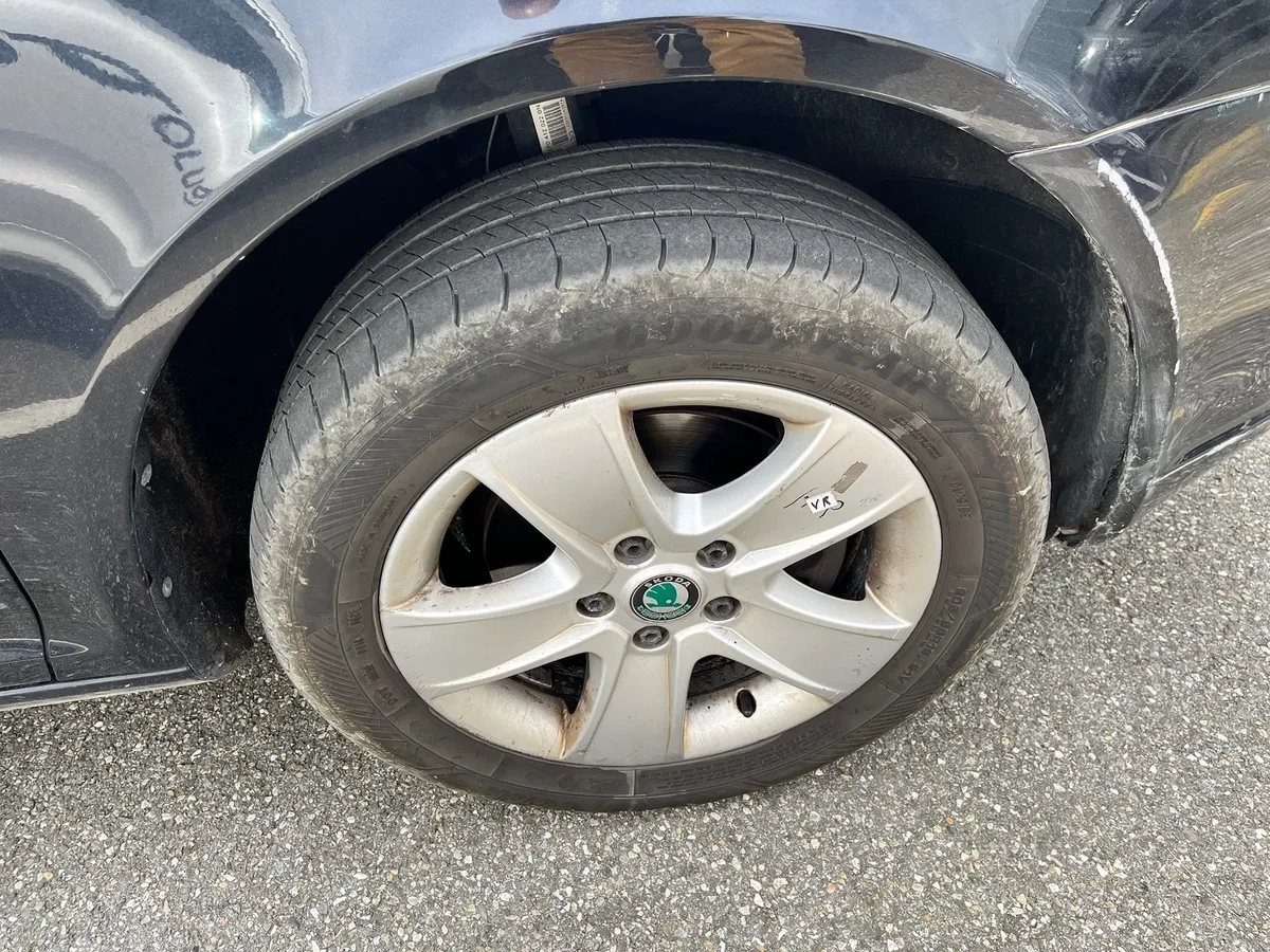 SKODA Octavia 1.8 TSI — zdjęcie 14