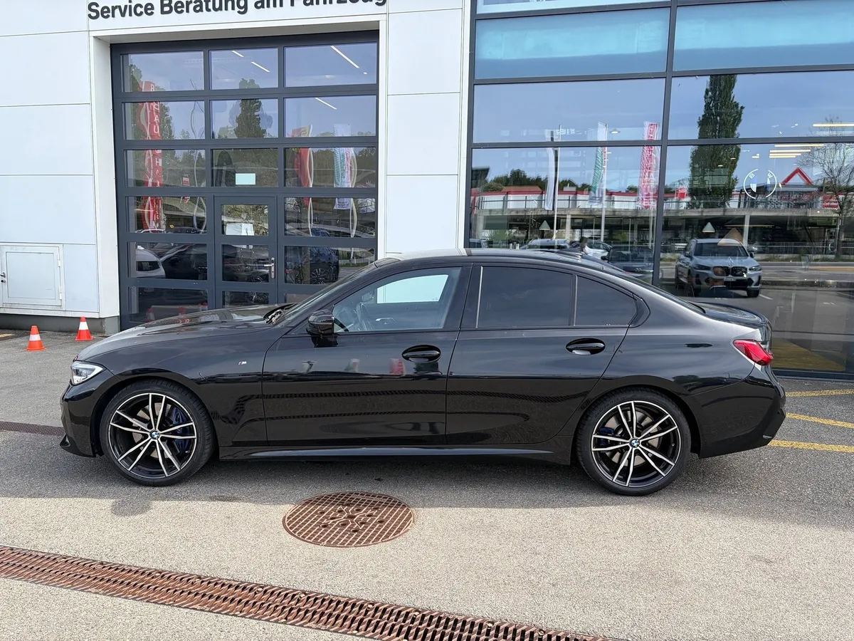 BMW 330d xDrive — zdjęcie 3