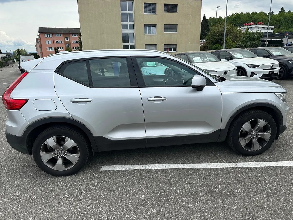 VOLVO XC40 D3 — zdjęcie 6