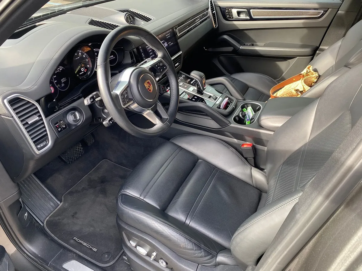 PORSCHE Cayenne E-Hybrid — zdjęcie 7