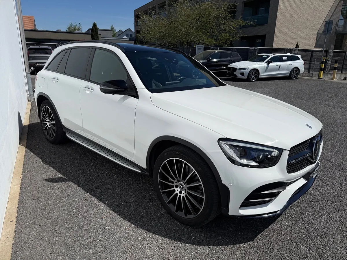 MERCEDES-BENZ GLC 300 — zdjęcie 3