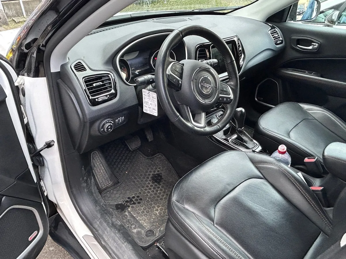 JEEP Compass 1.4 — zdjęcie 11