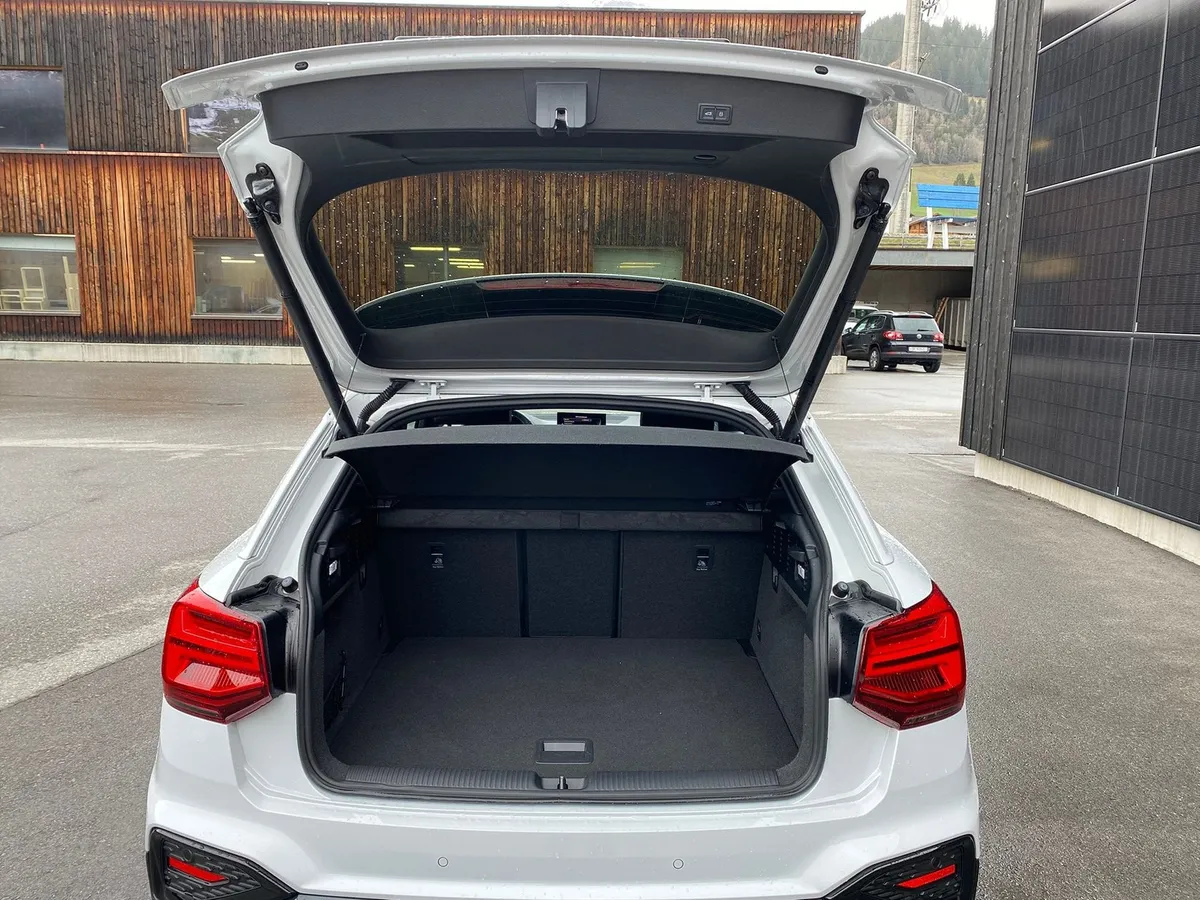AUDI Q2 40 TFSI qu — zdjęcie 3