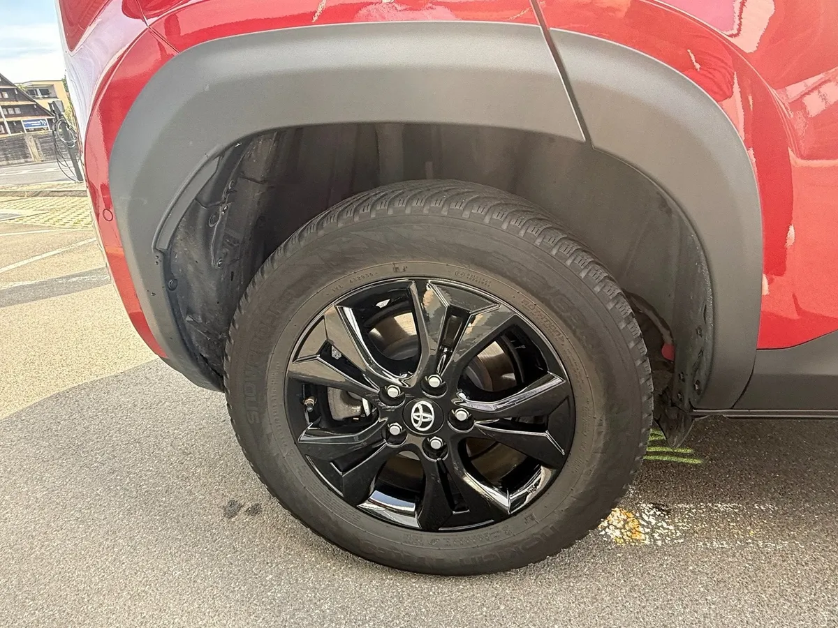 TOYOTA Yaris Cross HSD — zdjęcie 5