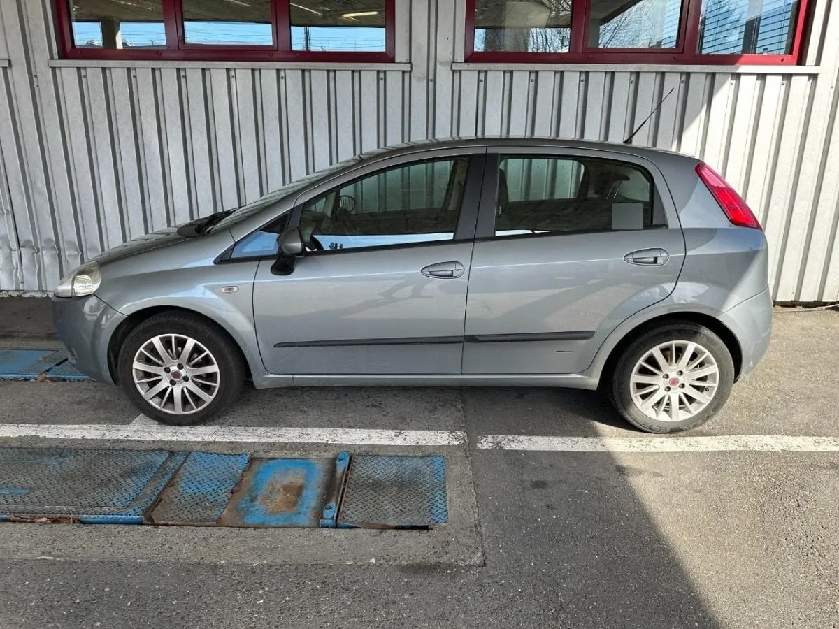 FIAT Punto 1.4 Dynamic, 78 HP — zdjęcie 2