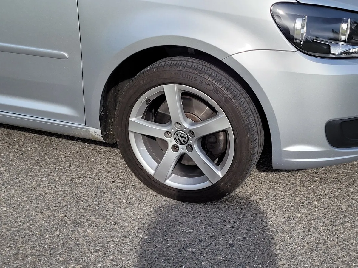 VW Touran — zdjęcie 15