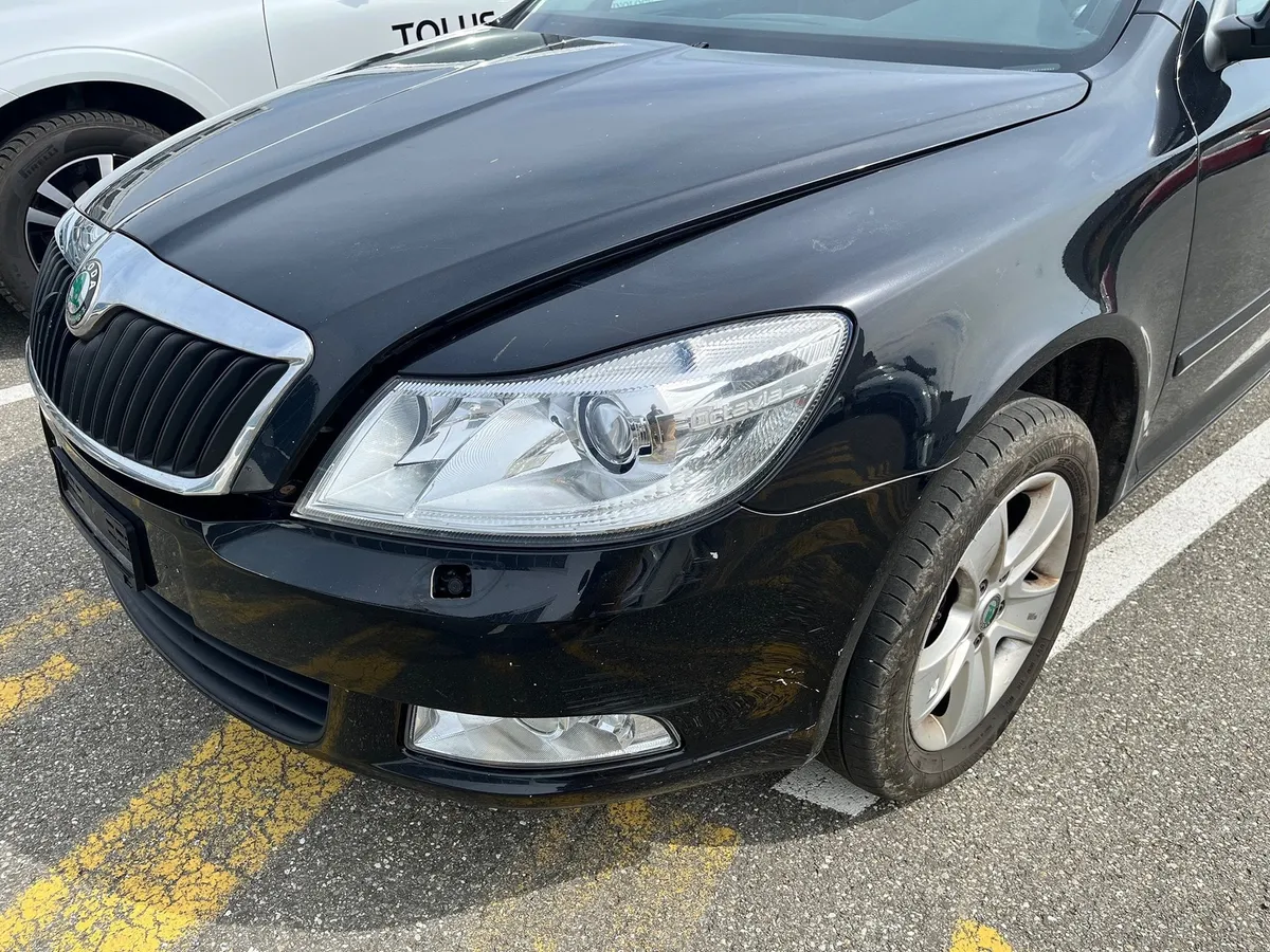 SKODA Octavia 1.8 TSI — zdjęcie 2