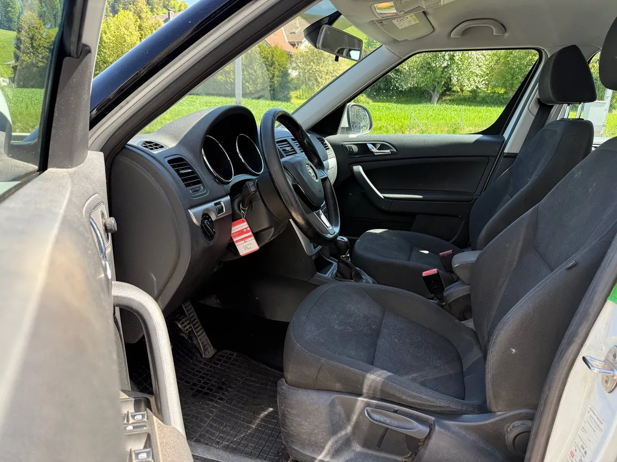 SKODA Yeti 2.0TDI 4x4 — zdjęcie 9