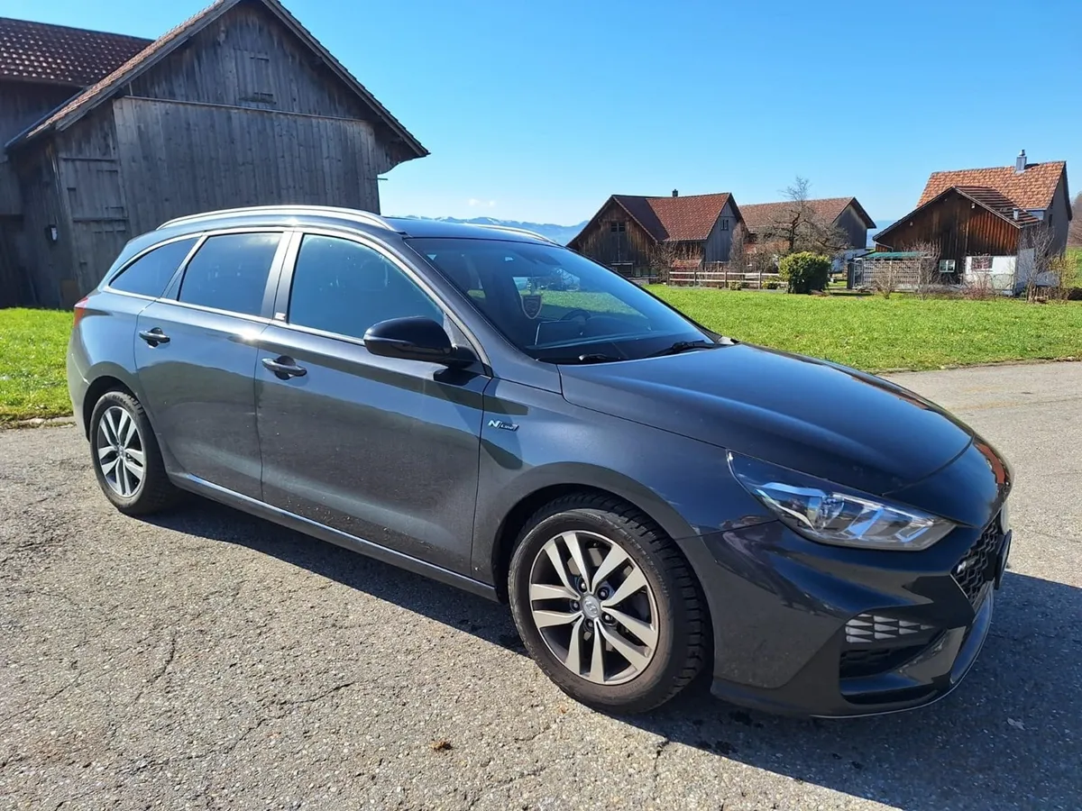 HYUNDAI i30 1.5 T-GDI 48V — zdjęcie 2