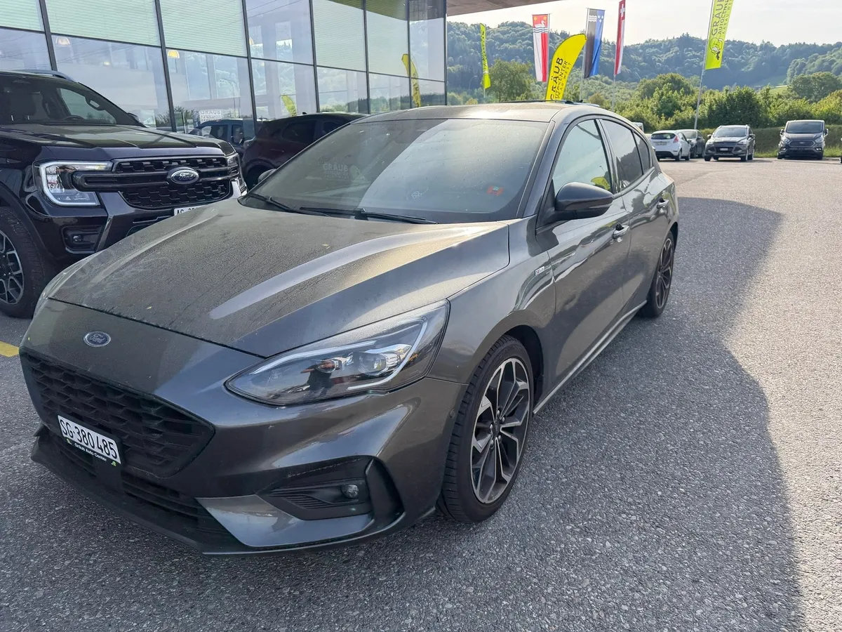 FORD Focus 1.0 SCTi — zdjęcie 14