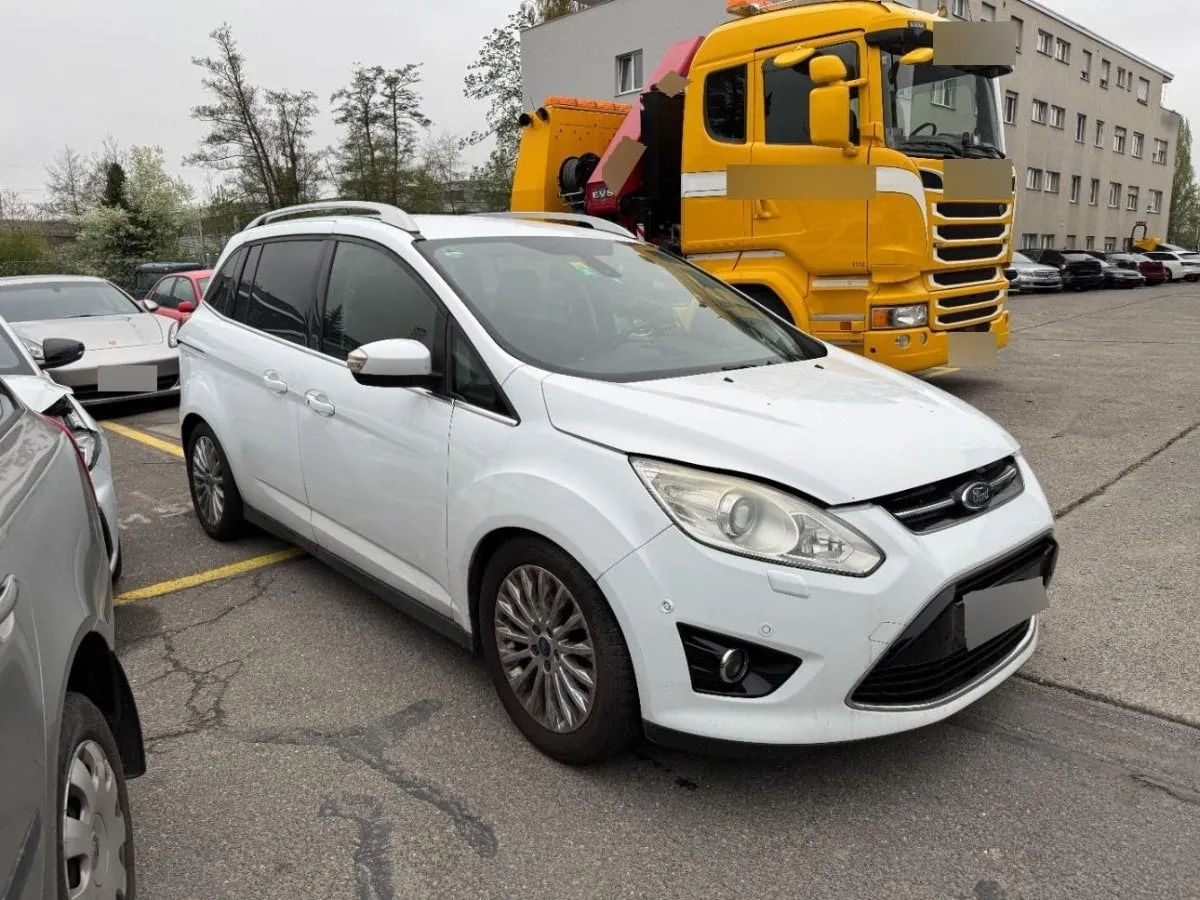 Ford C-Max Titanium, 163 HP