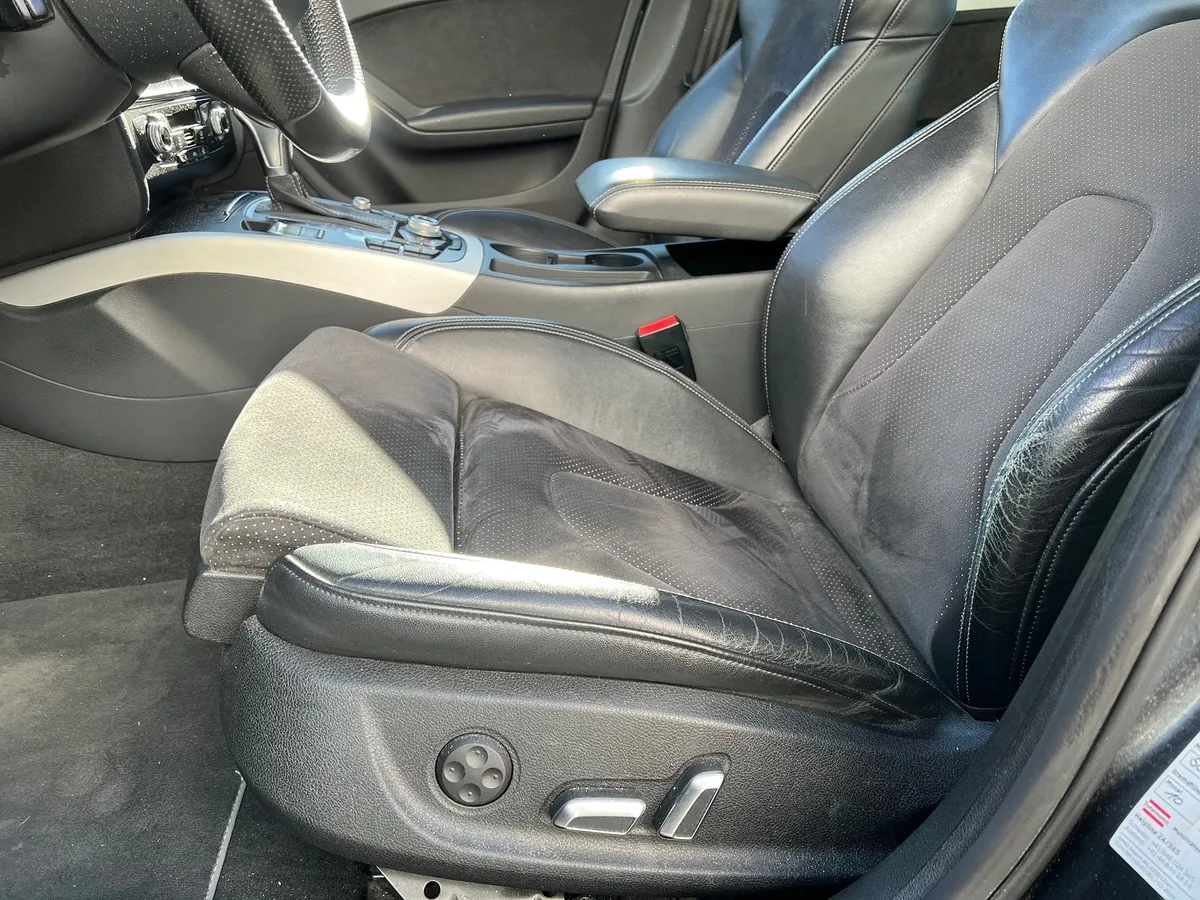 AUDI A4 Avant 2.0TDI — zdjęcie 14