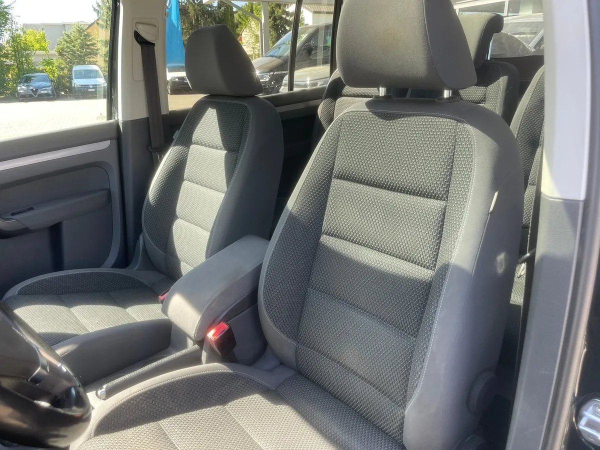 VW Touran 1.4TSI — zdjęcie 11