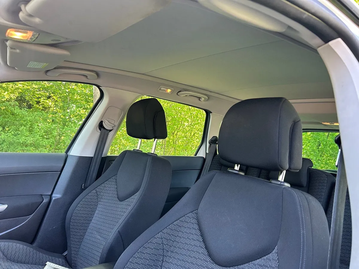 PEUGEOT 308 SW 2.0HDI FAP — zdjęcie 9