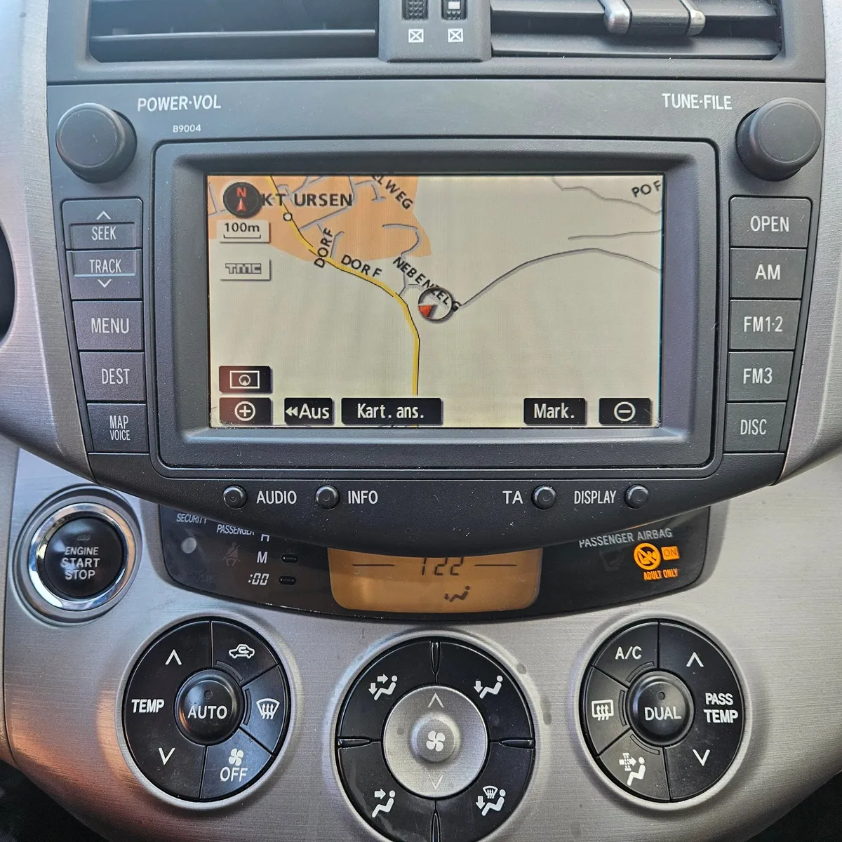 TOYOTA RAV4 2.2 D4D CP — zdjęcie 13