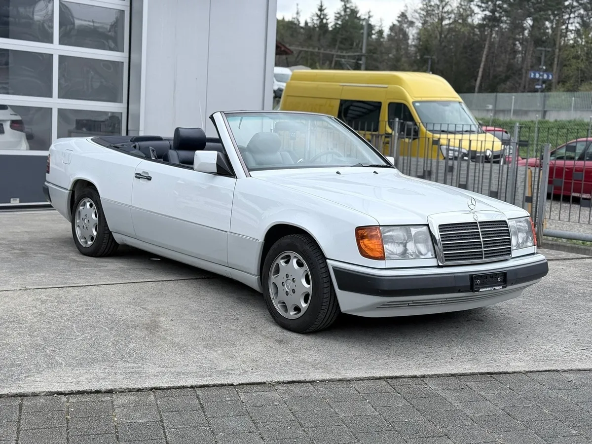 MERCEDES-BENZ 300 CE-24 — zdjęcie 3
