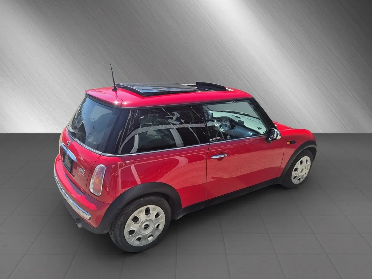 MINI One — zdjęcie 5