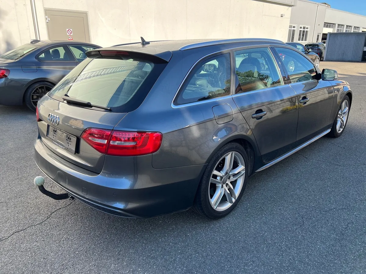 AUDI A4 Avant 2.0TDI — zdjęcie 3