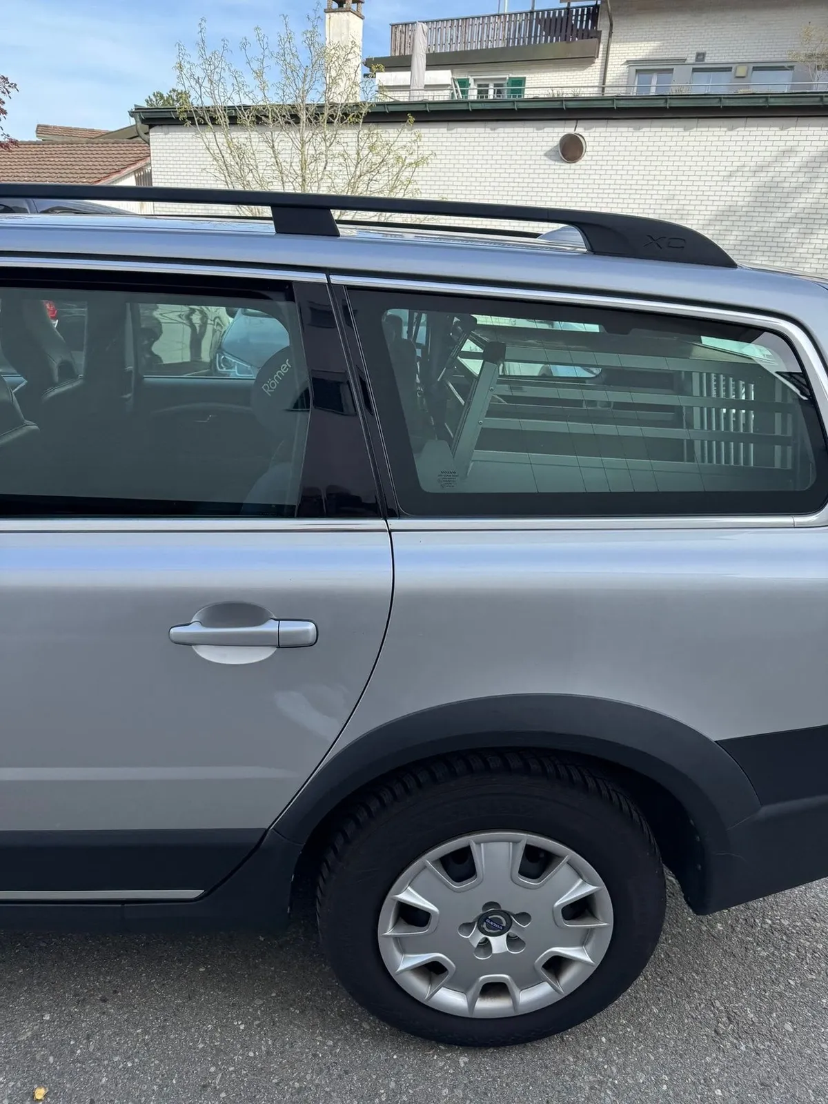 VOLVO XC70 — zdjęcie 13