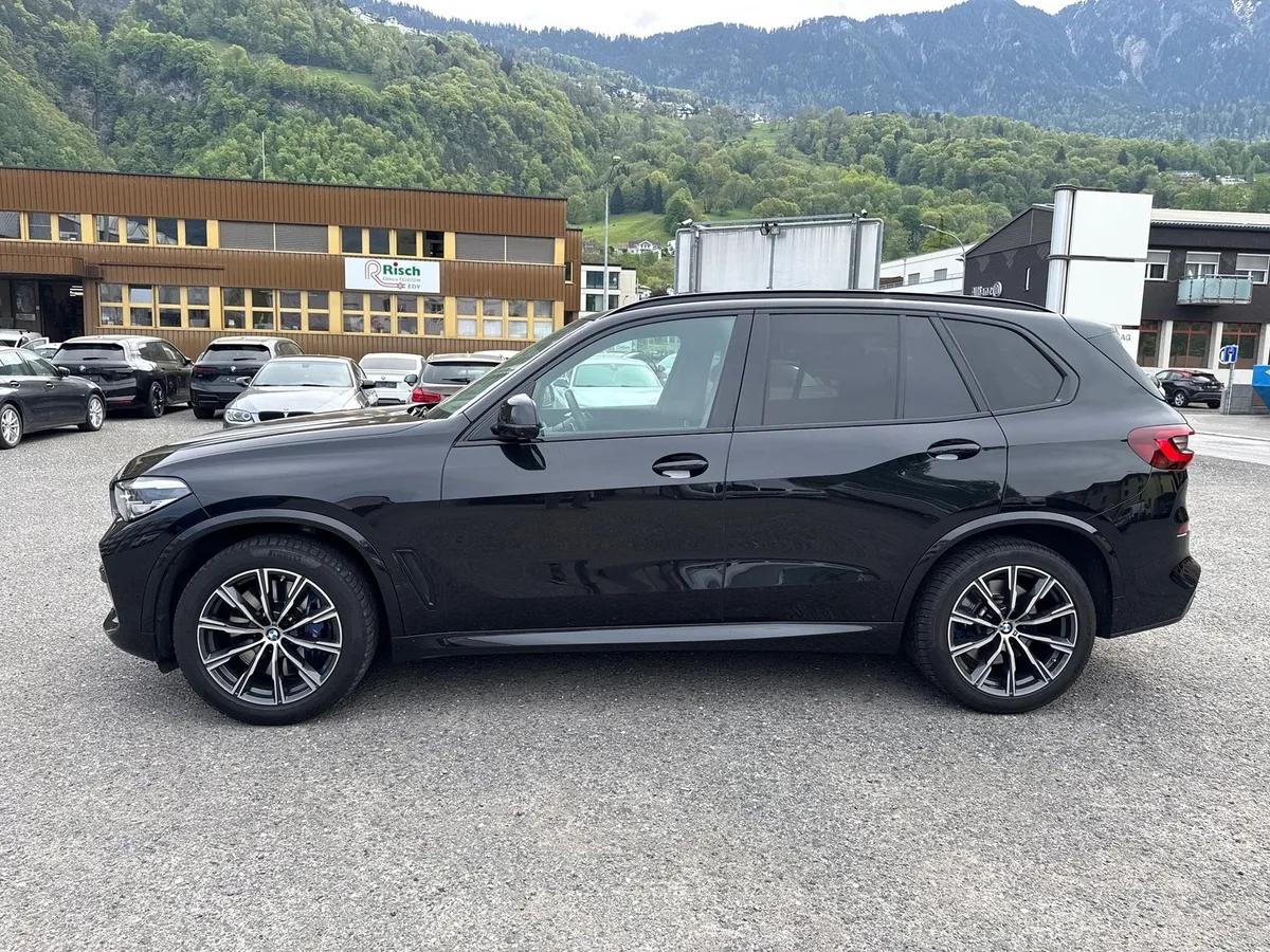 BMW X5 xDrive30d — zdjęcie 2