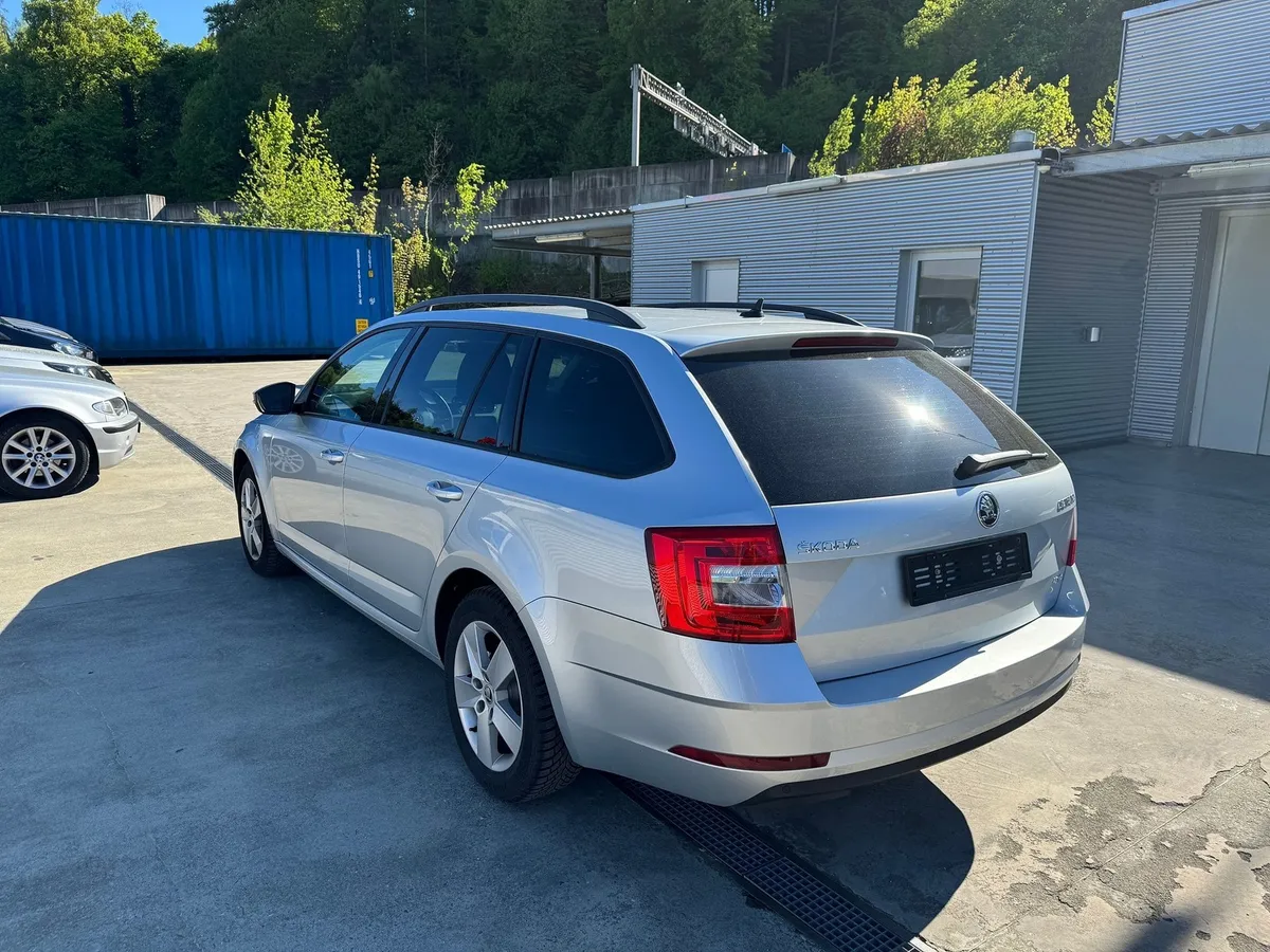 SKODA Octavia2.0TSI 4x4 — zdjęcie 9