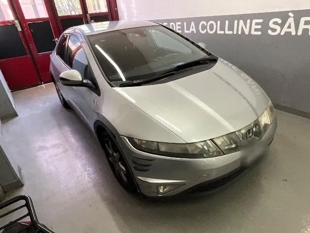 Honda  Civic 1.8i , 140 HP