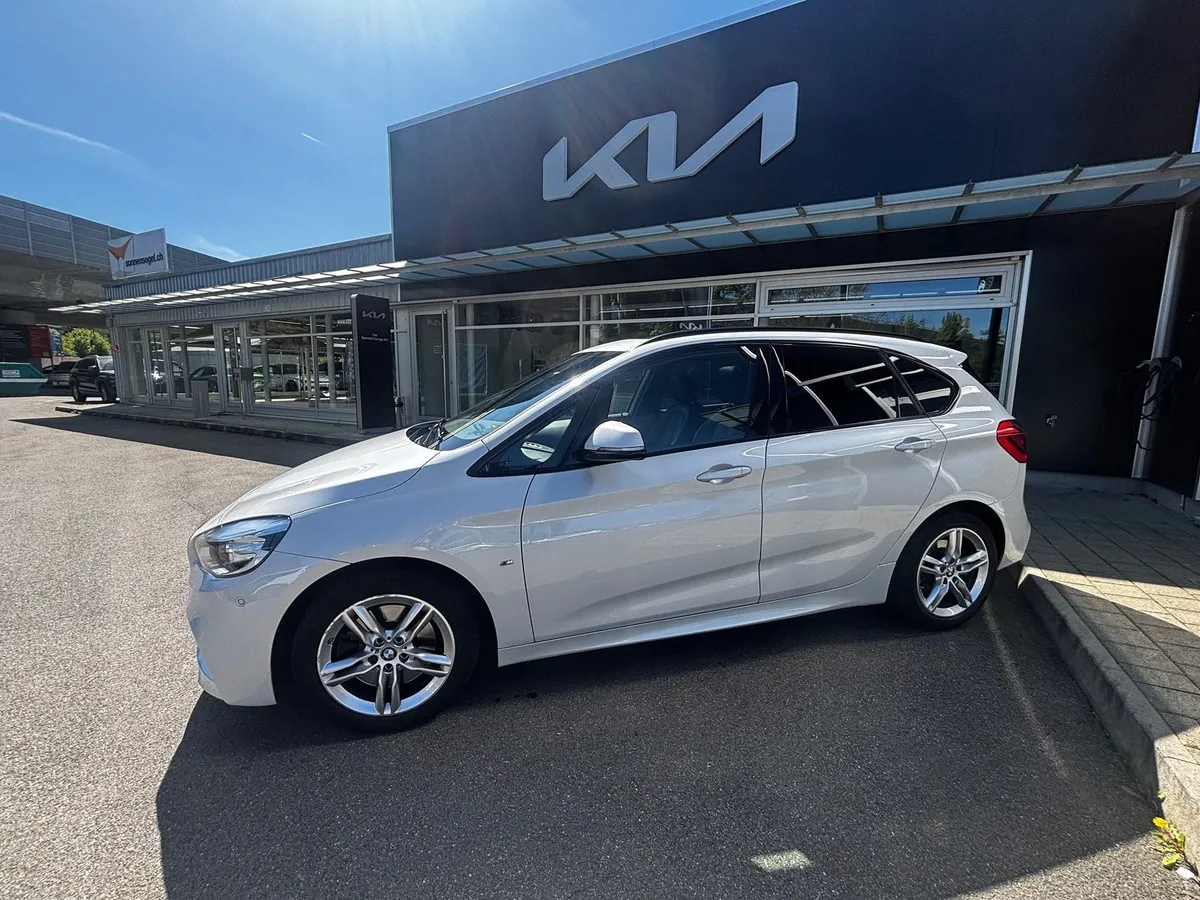 BMW 225i xDrive — zdjęcie 5