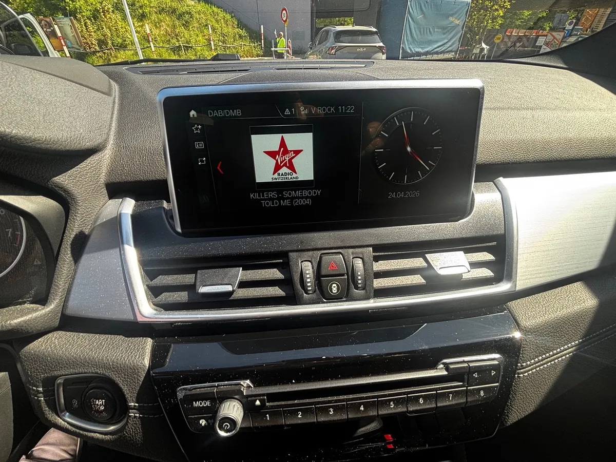 BMW 225i xDrive — zdjęcie 12