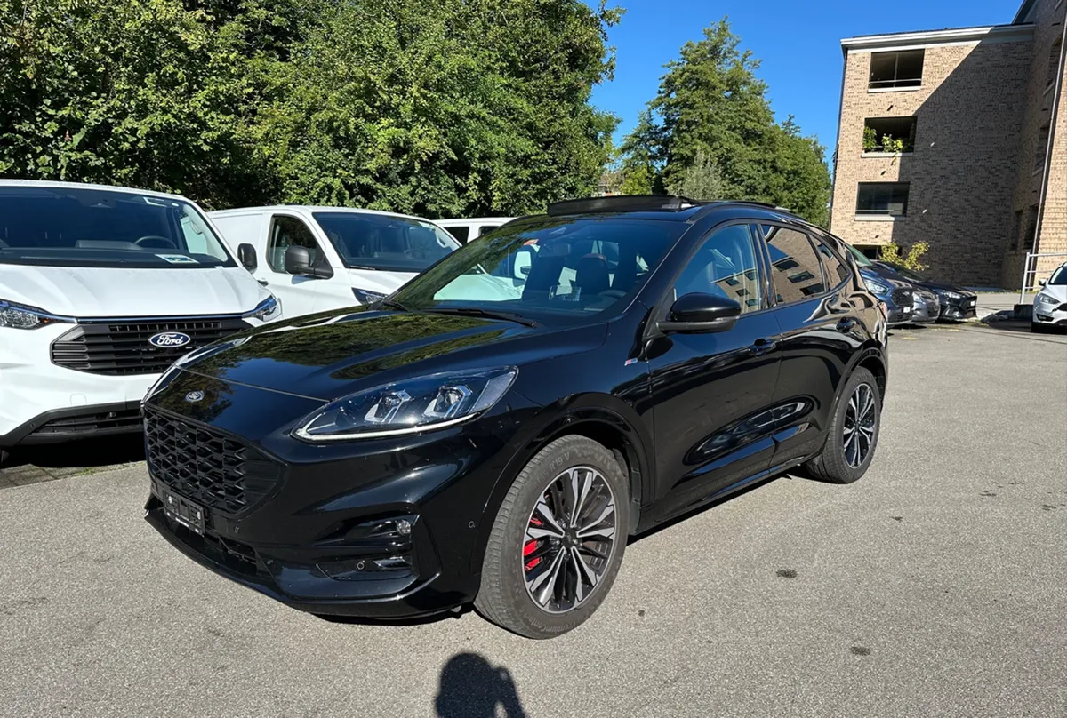 FORD Kuga 2.0 TDCi ST-LineX 4x4 AUTOMAT