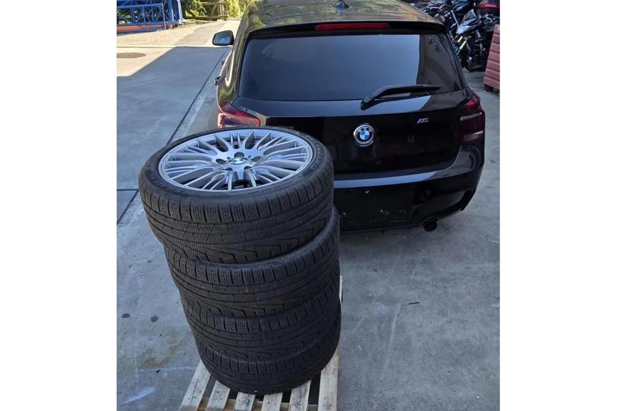 BMW M135i xDrive, 320 PS — zdjęcie 12