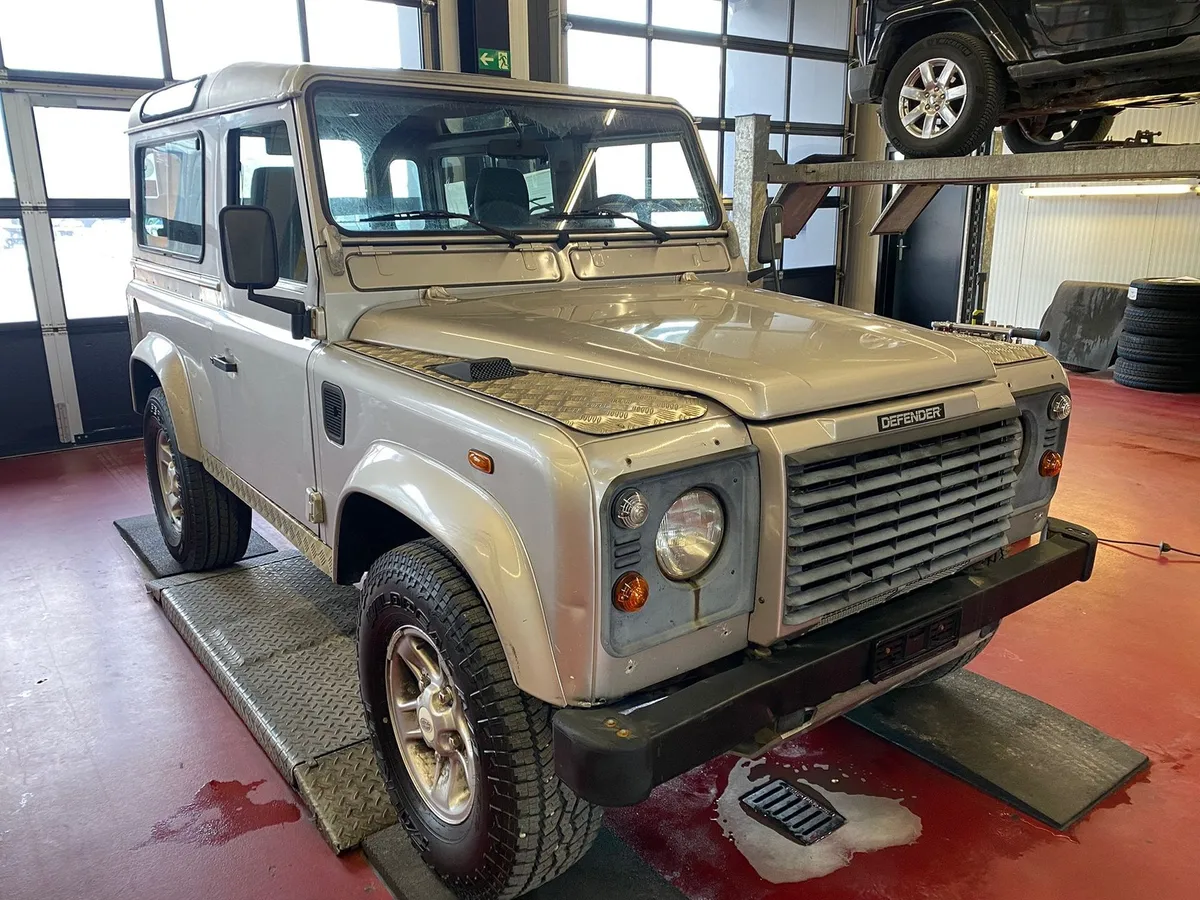 LAND ROVER Land-Rover Defender 90TDi — zdjęcie 5