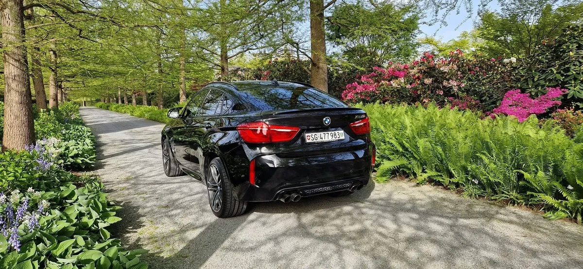 BMW X6M — zdjęcie 3