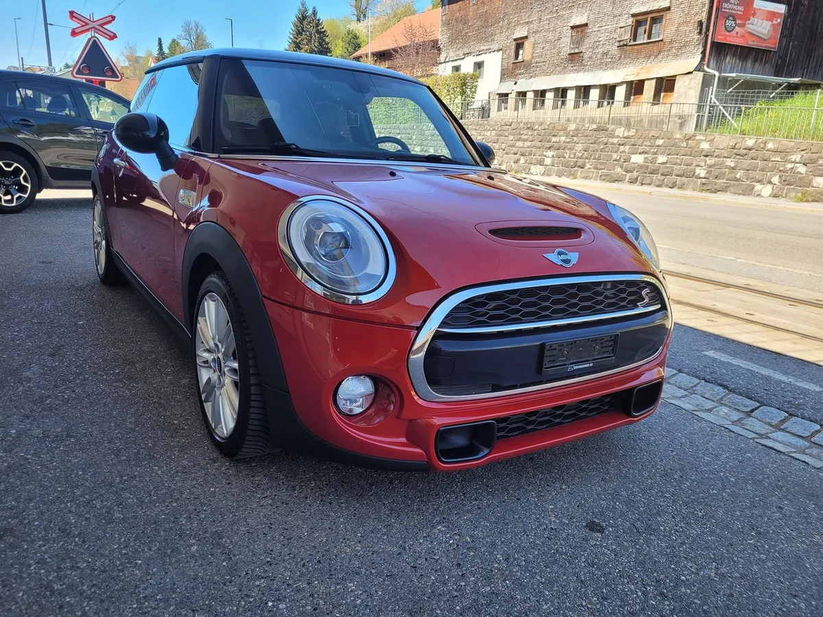 MINI Cooper S — zdjęcie 2