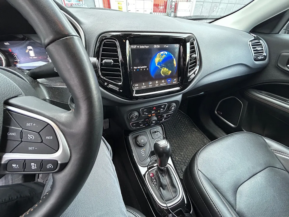 JEEP Compass 1.4 — zdjęcie 15