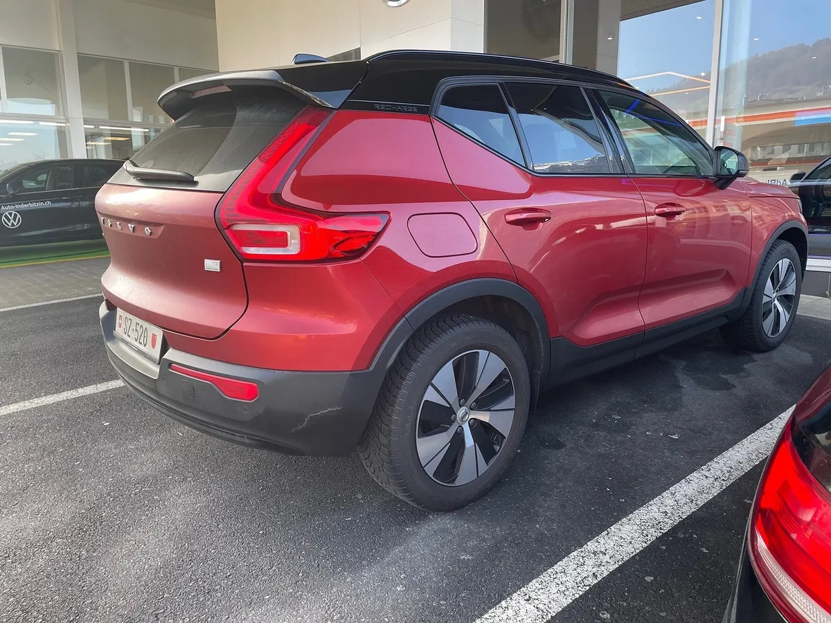 VOLVO XC40 T5 TE — zdjęcie 3