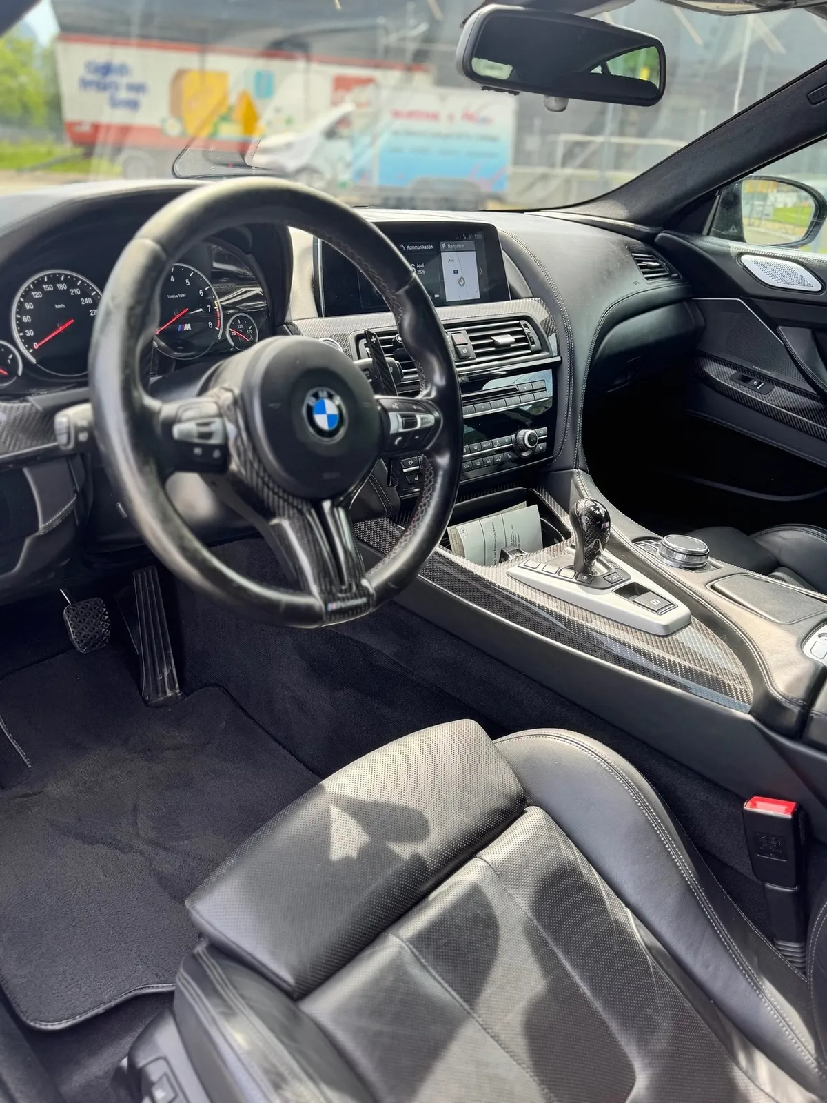 BMW M6 — zdjęcie 11