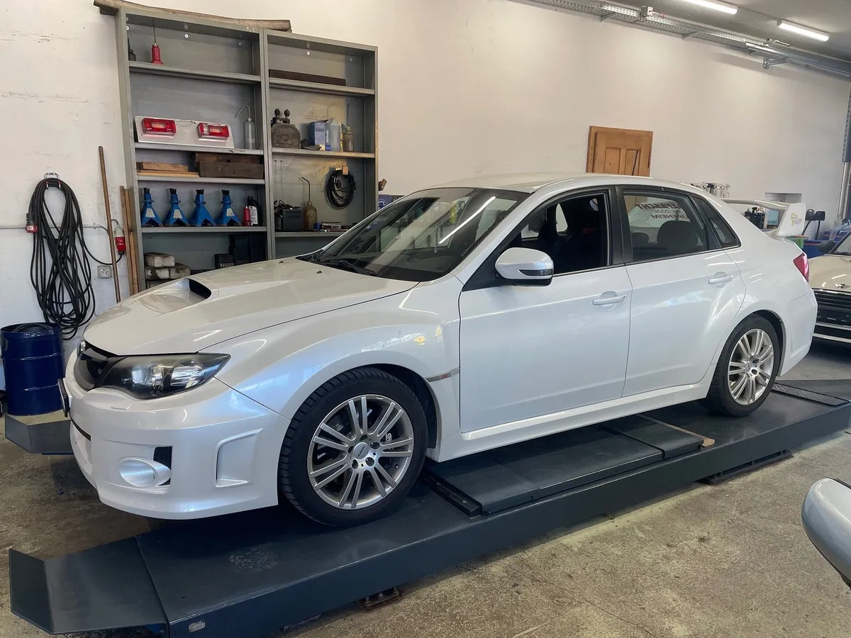 SUBARU WRX STI 2.5T AWD