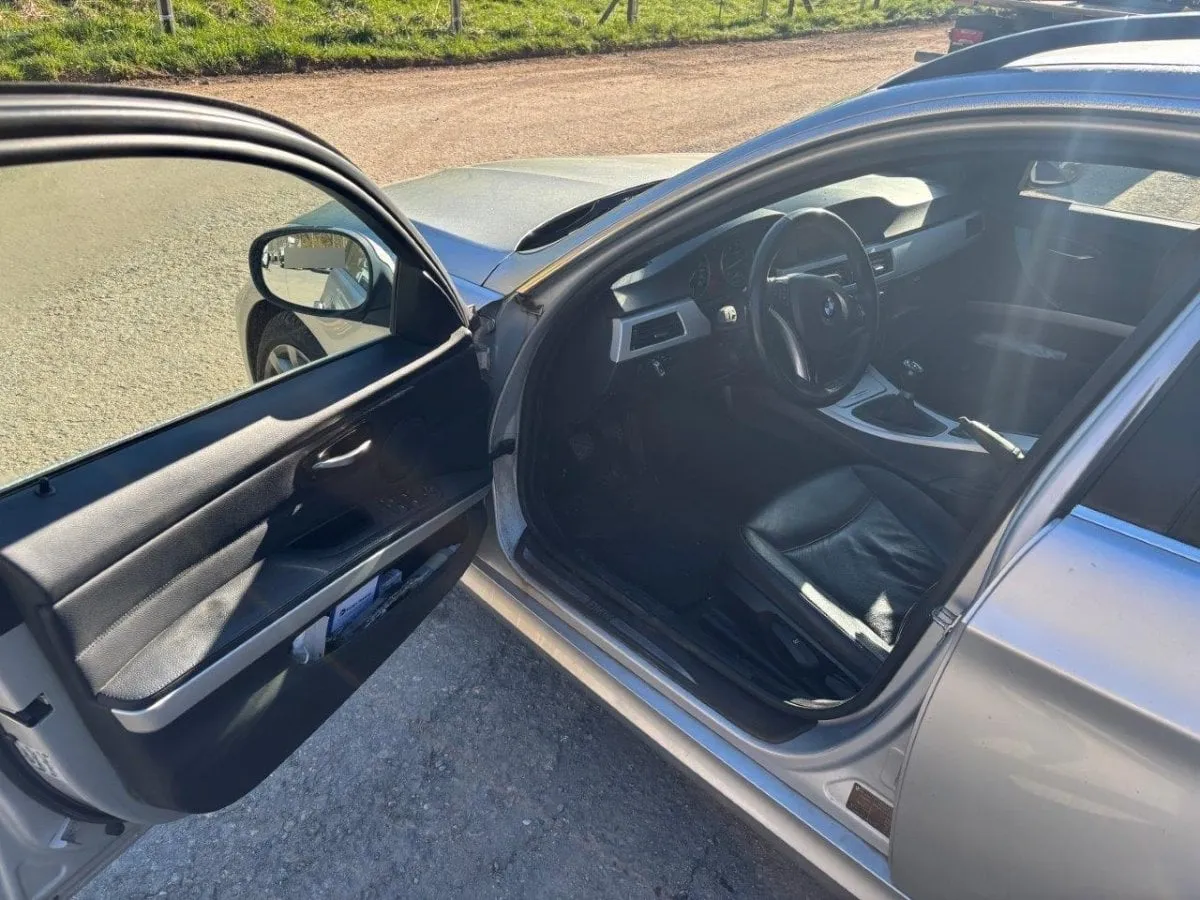 BMW 325i xDrive Touring m4you, 218 HP — zdjęcie 13
