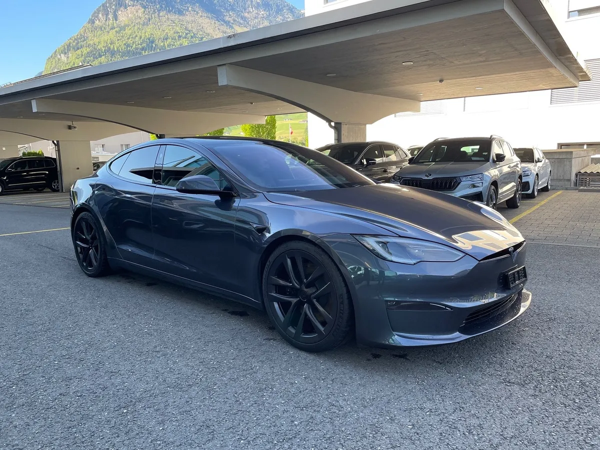 TESLA Model S Plaid — zdjęcie 8