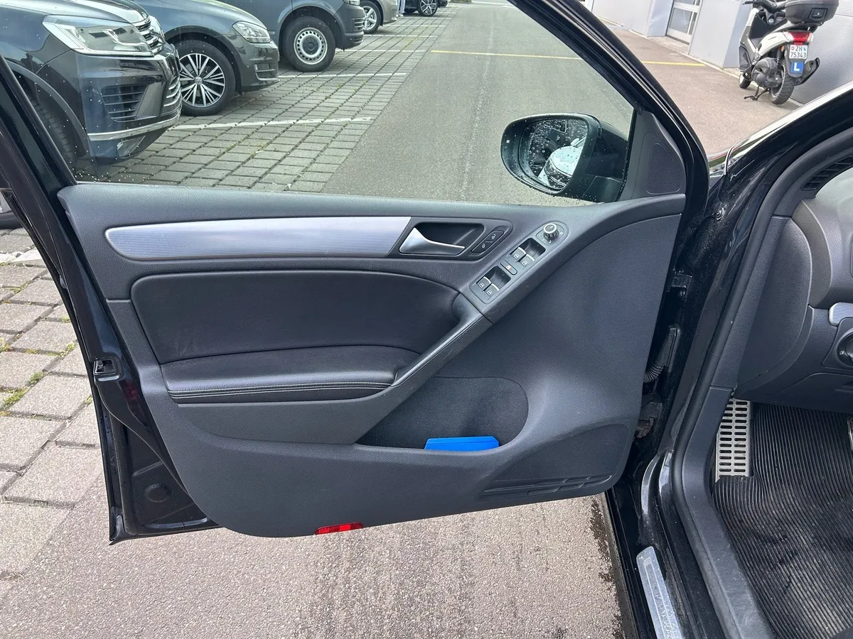 VW Golf — zdjęcie 8