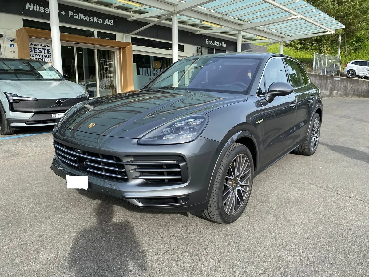 PORSCHE Cayenne E-Hybrid