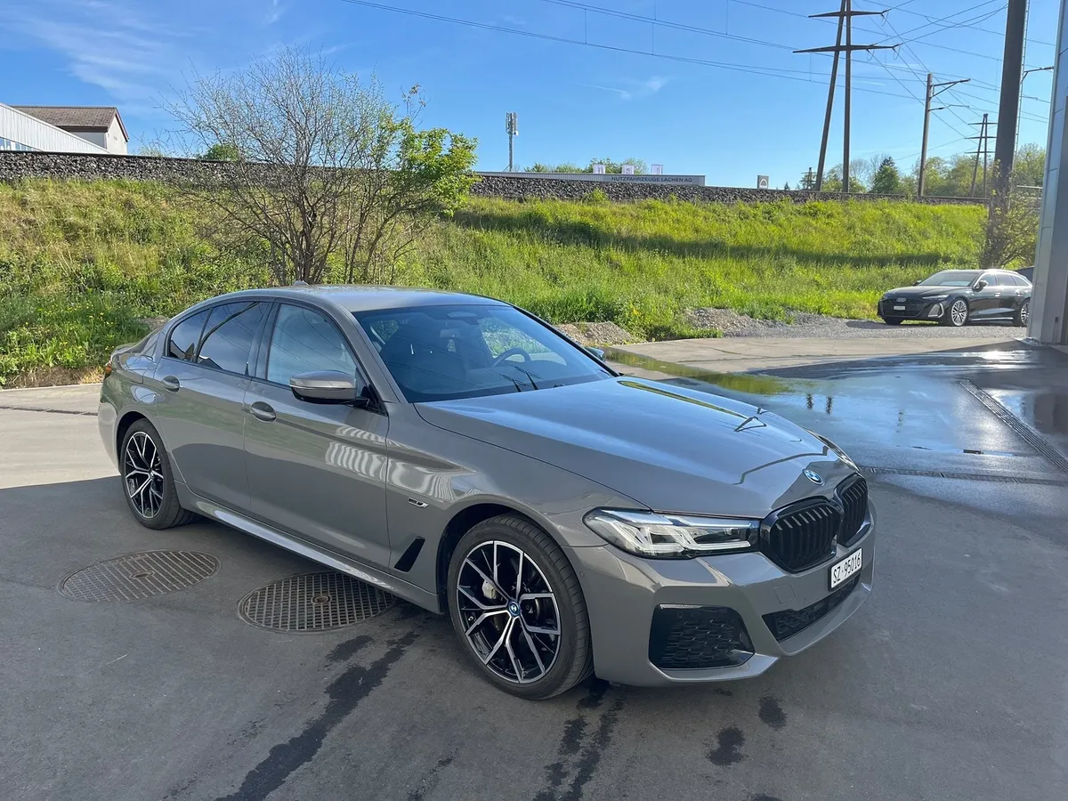 BMW 545e xDrive — zdjęcie 7