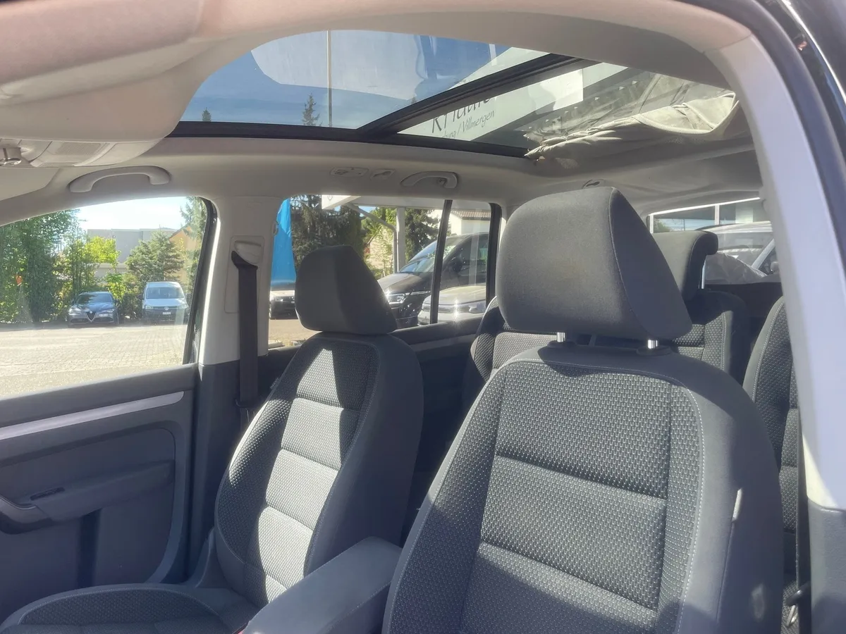 VW Touran 1.4TSI — zdjęcie 12