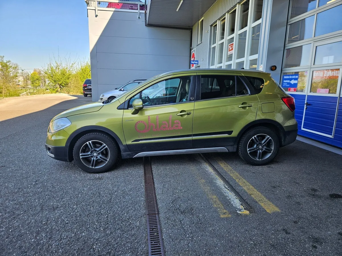 SUZUKI SX4S-CROSS1.6 4WD — zdjęcie 2