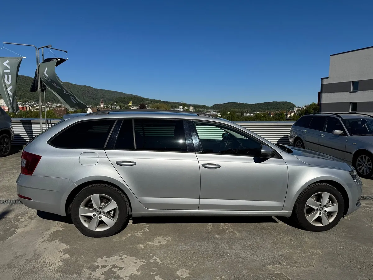 SKODA Octavia2.0TSI 4x4 — zdjęcie 13